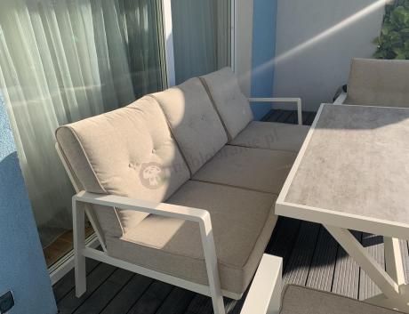 Komplet mebli tarasowych dla 5 osób z sofą 190cm - Elke Dining - White