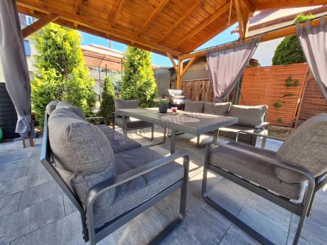 Komplet mebli tarasowych dla 8 osób - 2 sofy, 2 fotele i wysoki stół 160cm - Panaon Grande DG