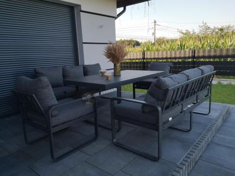Komplet mebli tarasowych dla 8 osób - 2 sofy, 2 fotele i wysoki stół 160cm - Panaon Grande DG