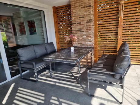 Komplet mebli tarasowych dla 8 osób - 2 sofy, 2 fotele i wysoki stół 160cm - Panaon Grande DG