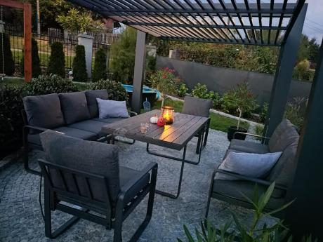 Komplet mebli tarasowych dla 8 osób - 2 sofy, 2 fotele i wysoki stół 160cm - Panaon Grande DG