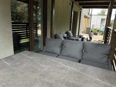 Komplet mebli tarasowych dla 8 osób - 2 sofy, 2 fotele i wysoki stół ceramiczny 160cm - Panaon Grande Elite DG