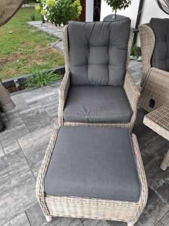 Komplet mebli tarasowych z regulowanymi fotelami Laritto Dining - Creme