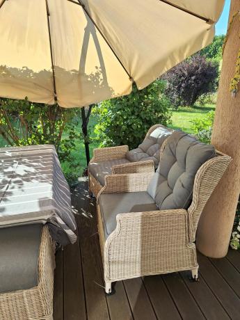 Komplet mebli tarasowych z regulowanymi fotelami Laritto Dining - Creme