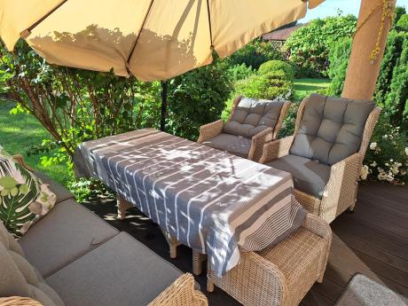 Komplet mebli tarasowych z regulowanymi fotelami Laritto Dining - Creme