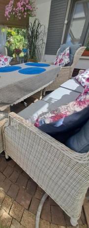 Komplet mebli tarasowych z regulowanymi fotelami Laritto Dining - Creme