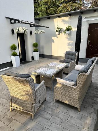 Komplet mebli tarasowych z regulowanymi fotelami Laritto Dining - Creme