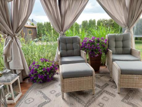 Komplet mebli tarasowych z regulowanymi fotelami Laritto Dining - Creme