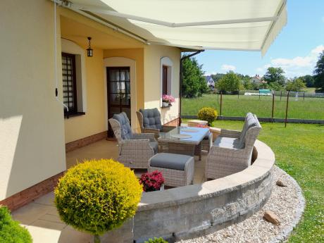 Komplet mebli tarasowych z regulowanymi fotelami Laritto Dining - Creme