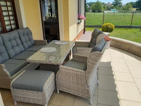 Komplet mebli tarasowych z regulowanymi fotelami Laritto Dining - Creme