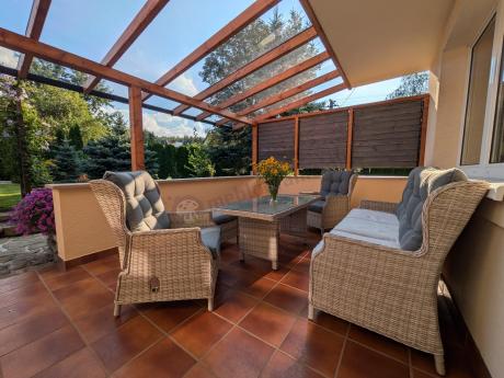 Komplet mebli tarasowych z regulowanymi fotelami Laritto Dining - Creme