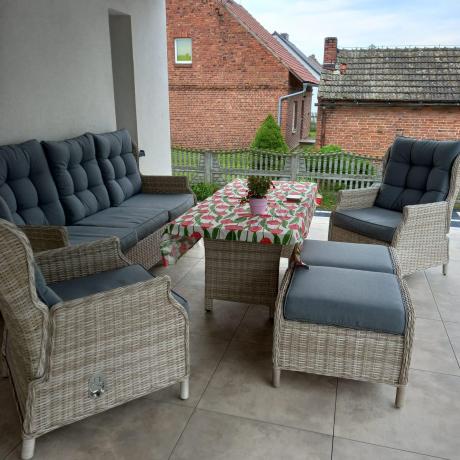 Komplet mebli tarasowych z regulowanymi fotelami Laritto Dining - Creme