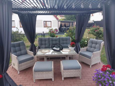 Komplet mebli tarasowych z regulowanymi fotelami Laritto Dining - Creme