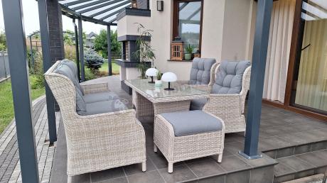 Komplet mebli tarasowych z regulowanymi fotelami Laritto Dining - Creme