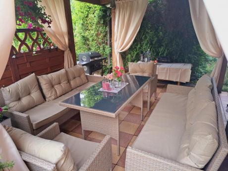 Komplet mebli technorattanowych dla 8 osób z sofami Perata Grande Natural