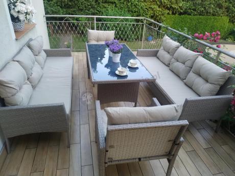 Komplet mebli technorattanowych dla 8 osób z sofami Perata Grande Natural