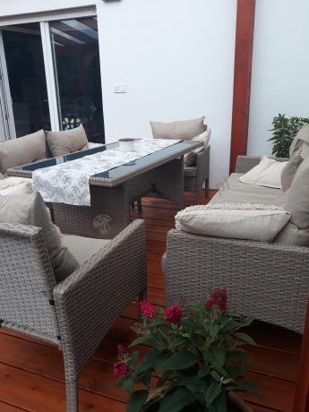Komplet mebli technorattanowych dla 8 osób z sofami Perata Grande Natural