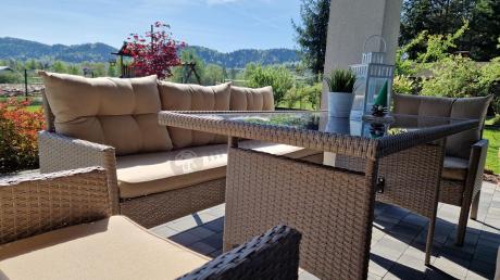 Komplet mebli technorattanowych dla 8 osób z sofami Perata Grande Natural