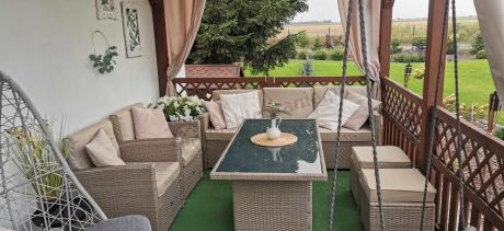 Komplet mebli z sofą i wysokim stołm technorattan Cofete Dining – Natural