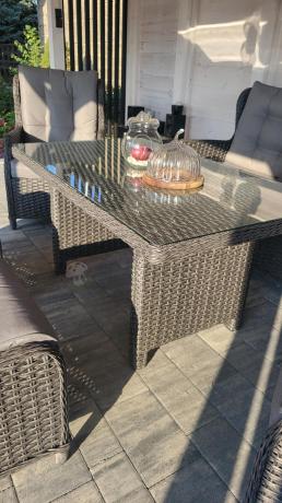 Komplet mebli z technorattanu dla 7 osób ze stołem 140x80 Fiorento - Antracite