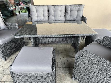 Komplet mebli z technorattanu dla 7 osób ze stołem 145x85 Fiorento - Antracite