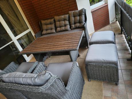 Komplet mebli z technorattanu dla 7 osób ze stołem polywood 145x85 Fiorento - Antracite