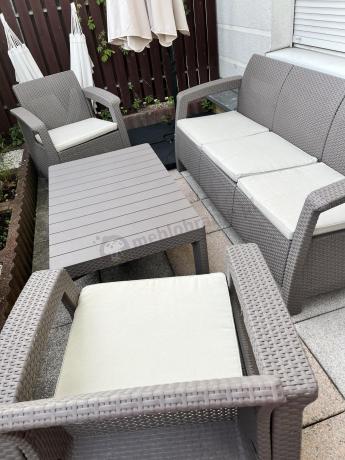 Komplet na taras z regulowanym stolikiem Corfu Set Lyon Max Cappuccino