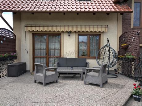 Komplet na taras z regulowanym stolikiem Corfu Set Lyon Max Cappuccino