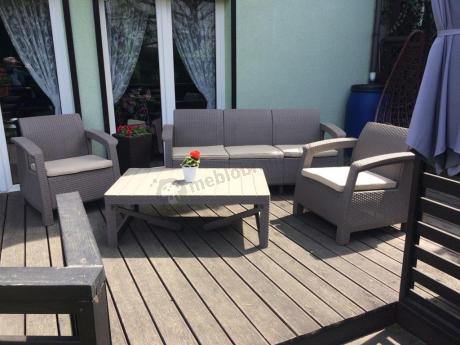 Komplet na taras z regulowanym stolikiem Corfu Set Lyon Max Cappuccino