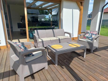 Komplet na taras z regulowanym stolikiem Corfu Set Lyon Max Cappuccino