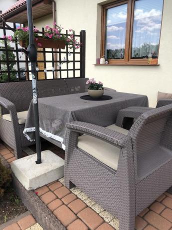 Komplet na taras z regulowanym stolikiem Corfu Set Lyon Max Cappuccino