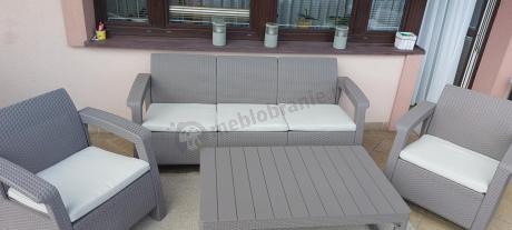 Komplet na taras z regulowanym stolikiem Corfu Set Lyon Max Cappuccino