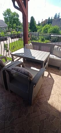 Komplet na taras z regulowanym stolikiem Corfu Set Lyon Max Cappuccino