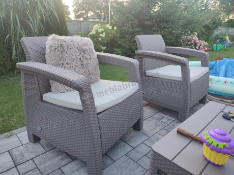 Komplet na taras z regulowanym stolikiem Corfu Set Lyon Max Cappuccino