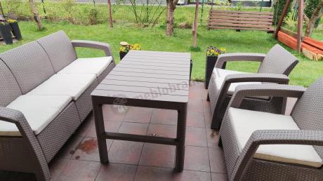 Komplet na taras z regulowanym stolikiem Corfu Set Lyon Max Cappuccino