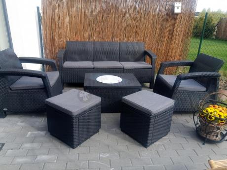 Komplet ogrodowy Corfu Set Box Max z pufami