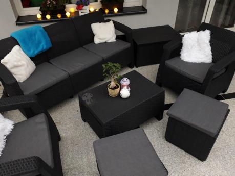 Komplet ogrodowy Corfu Set Box Max z pufami