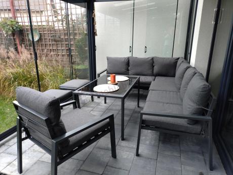 Komplet ogrodowy metalowy z narożnikiem, fotelem i pufami - Sodor Corner XL - Dark Grey