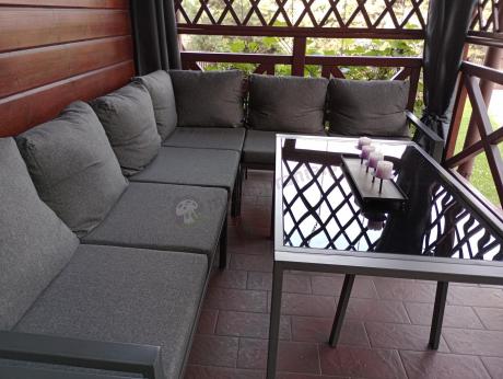 Komplet ogrodowy metalowy z narożnikiem, fotelem i pufami - Sodor Corner XL - Dark Grey