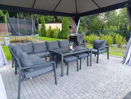 Komplet ogrodowy metalowy z narożnikiem, fotelem i pufami - Sodor Corner XL - Dark Grey