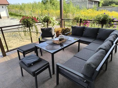 Komplet ogrodowy metalowy z narożnikiem, fotelem i pufami - Sodor Corner XL - Dark Grey