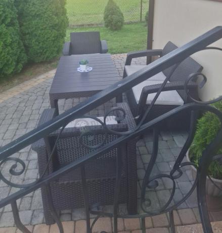 Komplet ogrodowy z regulowanym stolikiem Corfu Set Lyon brązowy