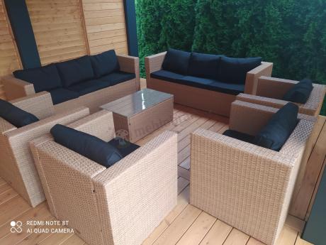 Komplet ogrodowy z sofą trzyosobową i fotelami