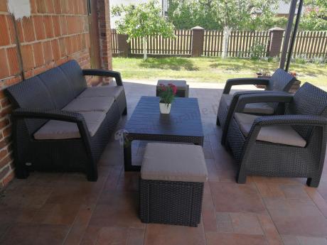 Komplet z podnoszonym stolikiem Corfu Set Lyon Max Brązowy + pufy