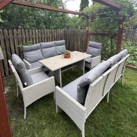 Komplet z technorattanu z wysokimi oparciami i stołem obiadowym Lirata Grande Polywood - Grey