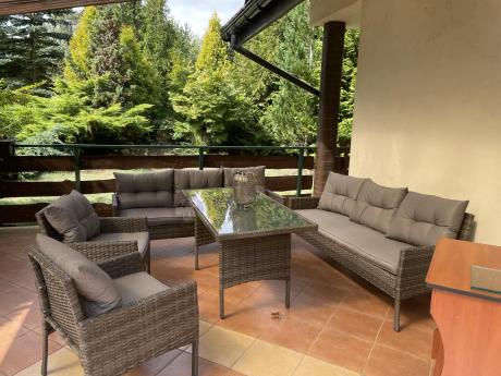 Komplet z technorattanu ze stołem obiadowym Perata Grande Dark Grey