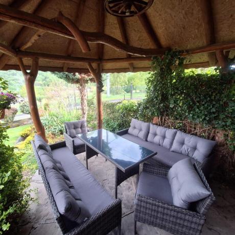 Komplet z technorattanu ze stołem obiadowym Perata Grande Dark Grey