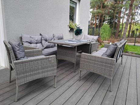 Komplet z technorattanu ze stołem obiadowym Perata Grande Dark Grey