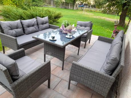 Komplet z technorattanu ze stołem obiadowym Perata Grande Dark Grey