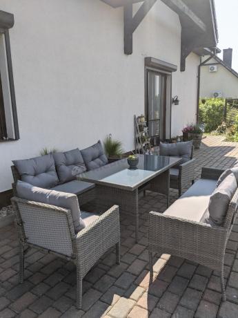 Komplet z technorattanu ze stołem obiadowym Perata Grande Dark Grey